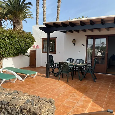 Üdülőpark Las Brisas, 98 *